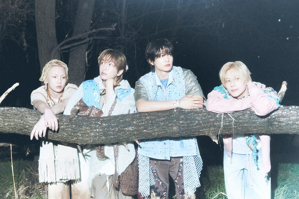 SHINee (ชายนี่) ปล่อยมินิอัลบั้มชุดที่ 6 "Atmos" (แอตโมส) เผยโลกดนตรีที่ "เป็นเอกลักษณ์ของ SHINee ที่สุด"! พร้อมทะยานขึ้นอันดับ 1 บนชาร์ตเพลง 16 ภูมิภาคทั่วโลก